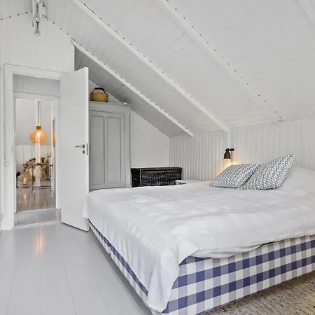 3 Bedroom Lovely In * Tisvilde